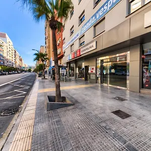 holidays2malaga-salitre-1-bedroom-high-speed-wifi.es-andalucia.com/